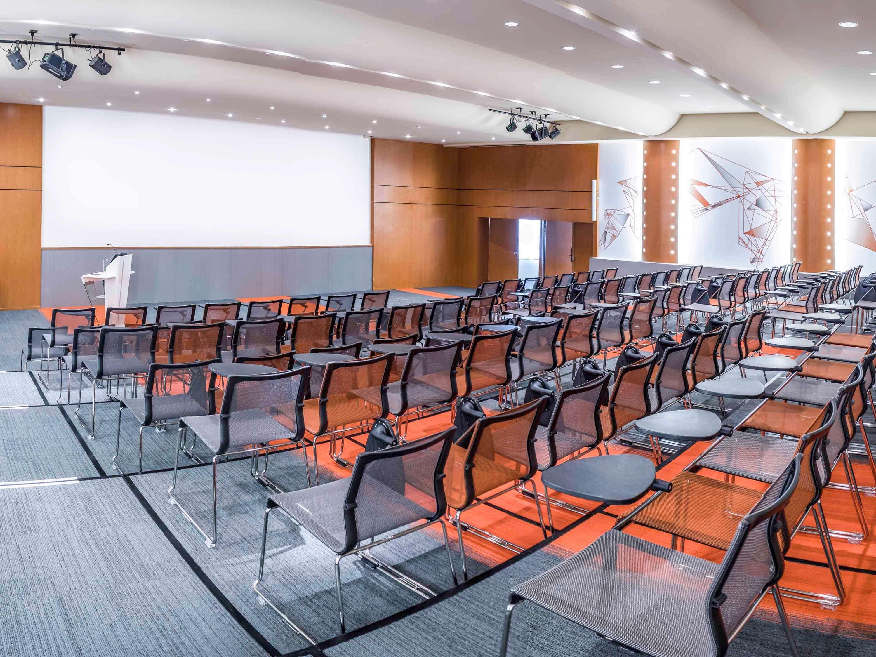 Novotel Paris Rueil Malmaison מראה חיצוני תמונה