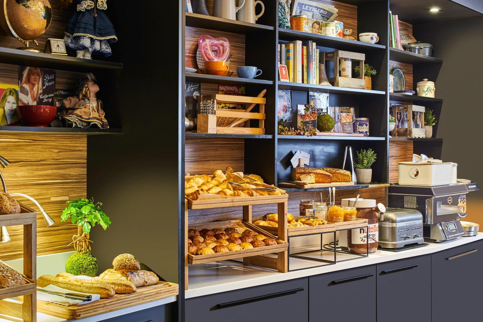 Novotel Paris Rueil Malmaison מראה חיצוני תמונה