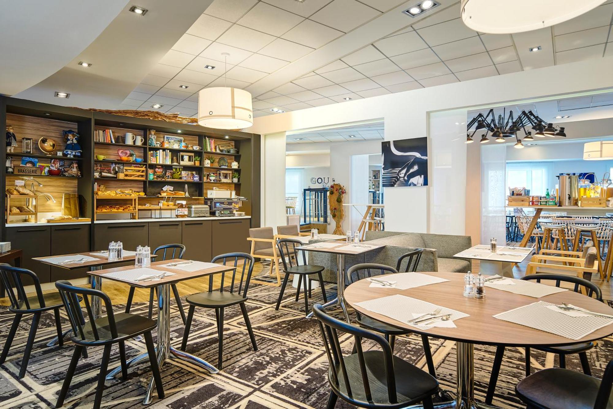 Novotel Paris Rueil Malmaison מראה חיצוני תמונה