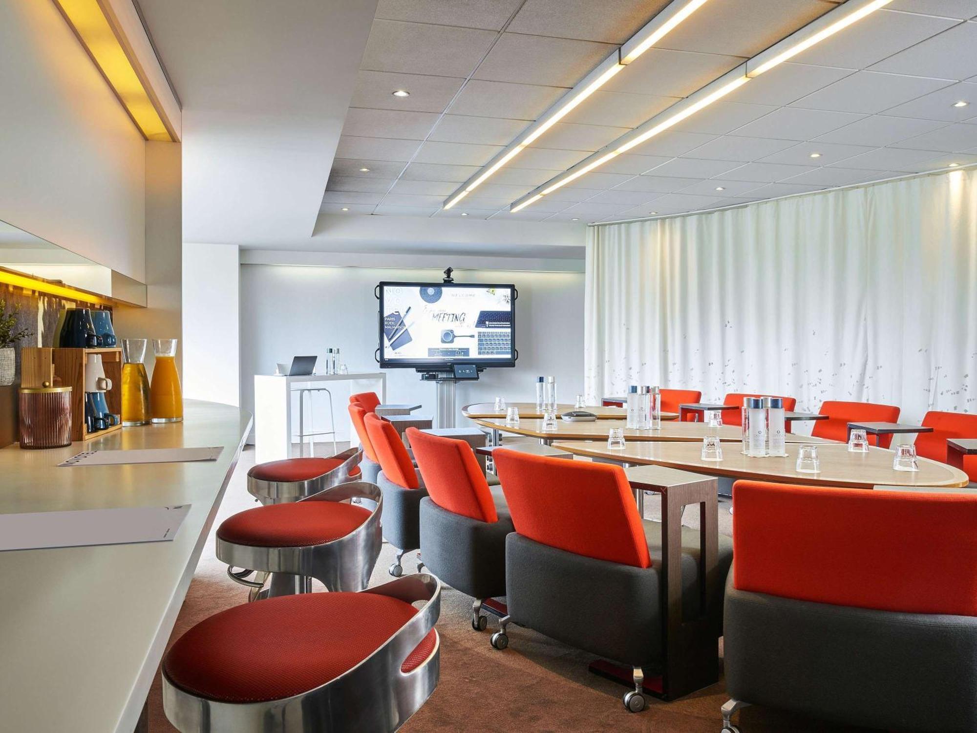 Novotel Paris Rueil Malmaison מראה חיצוני תמונה