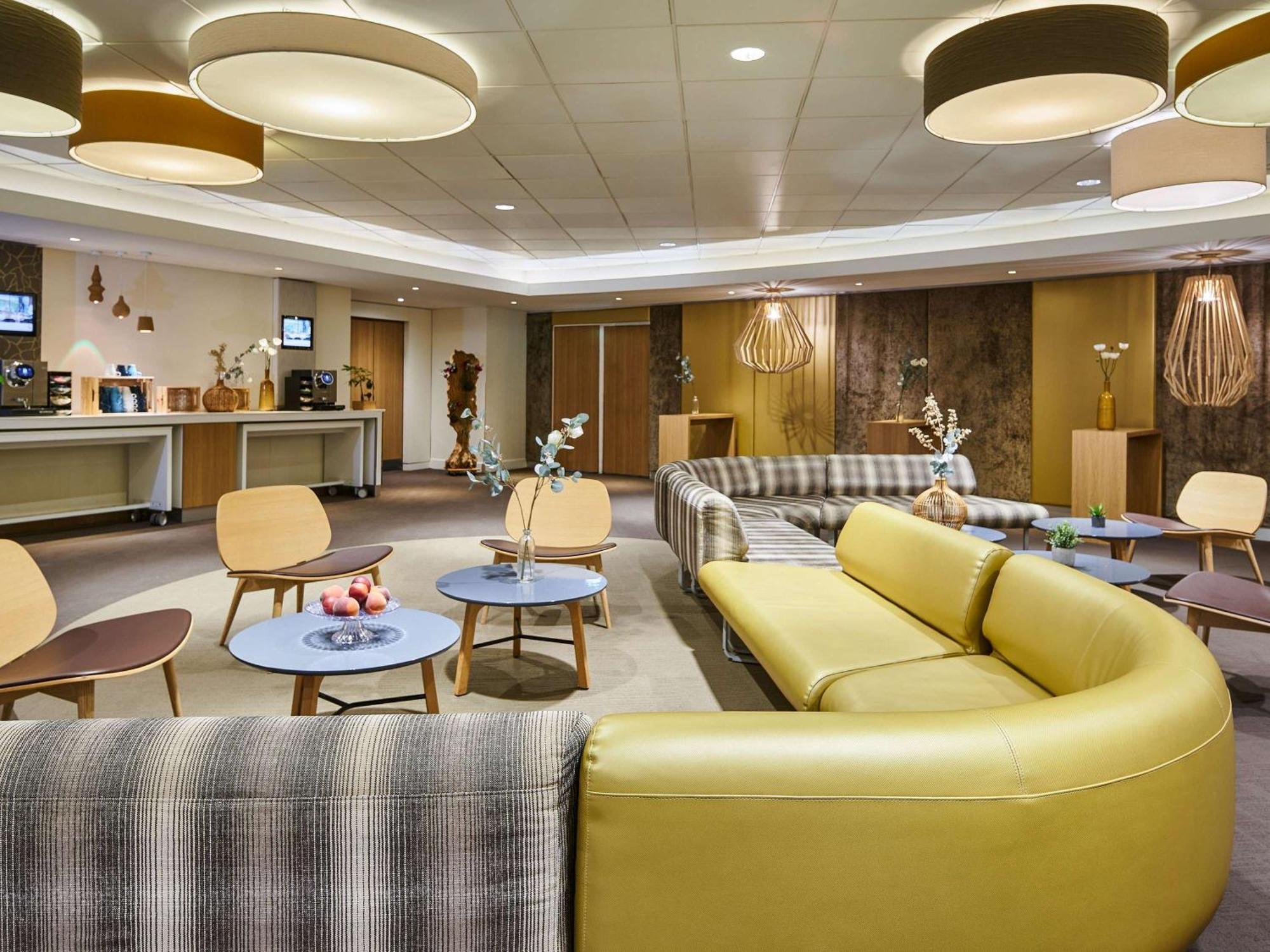 Novotel Paris Rueil Malmaison מראה חיצוני תמונה