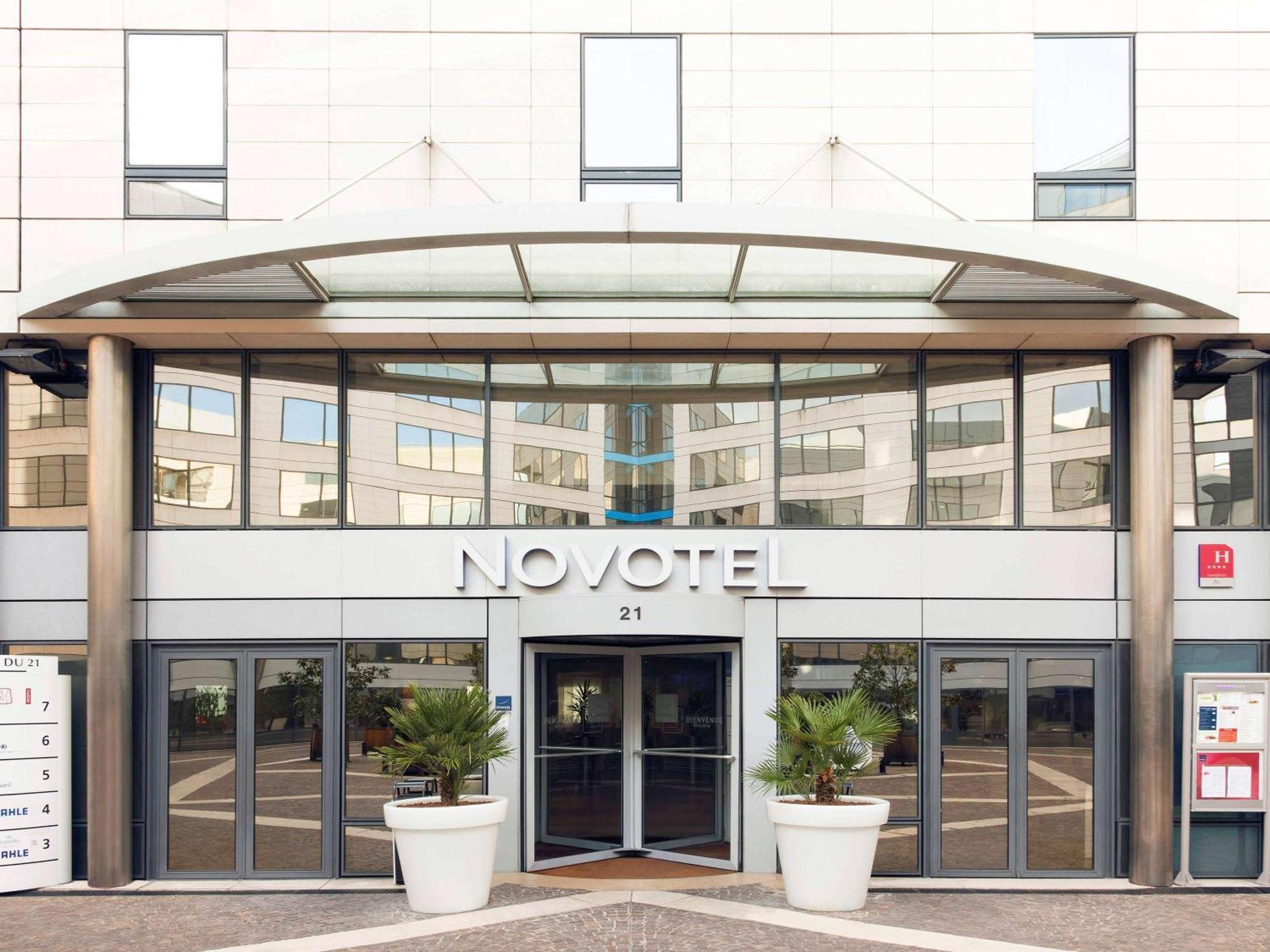 Novotel Paris Rueil Malmaison מראה חיצוני תמונה