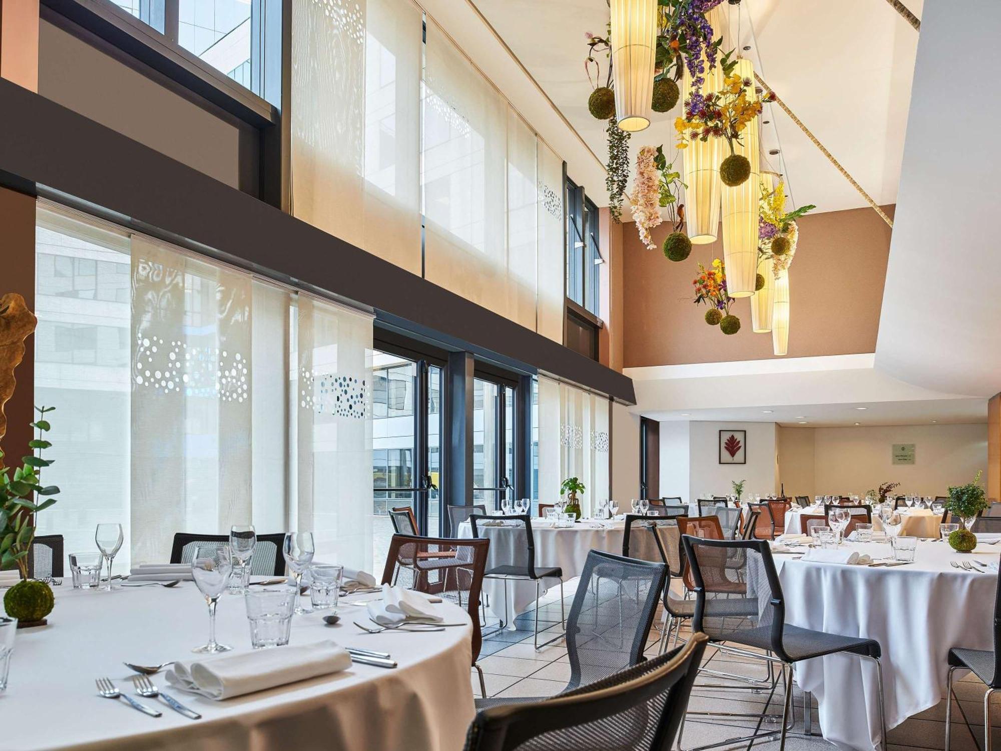 Novotel Paris Rueil Malmaison מראה חיצוני תמונה