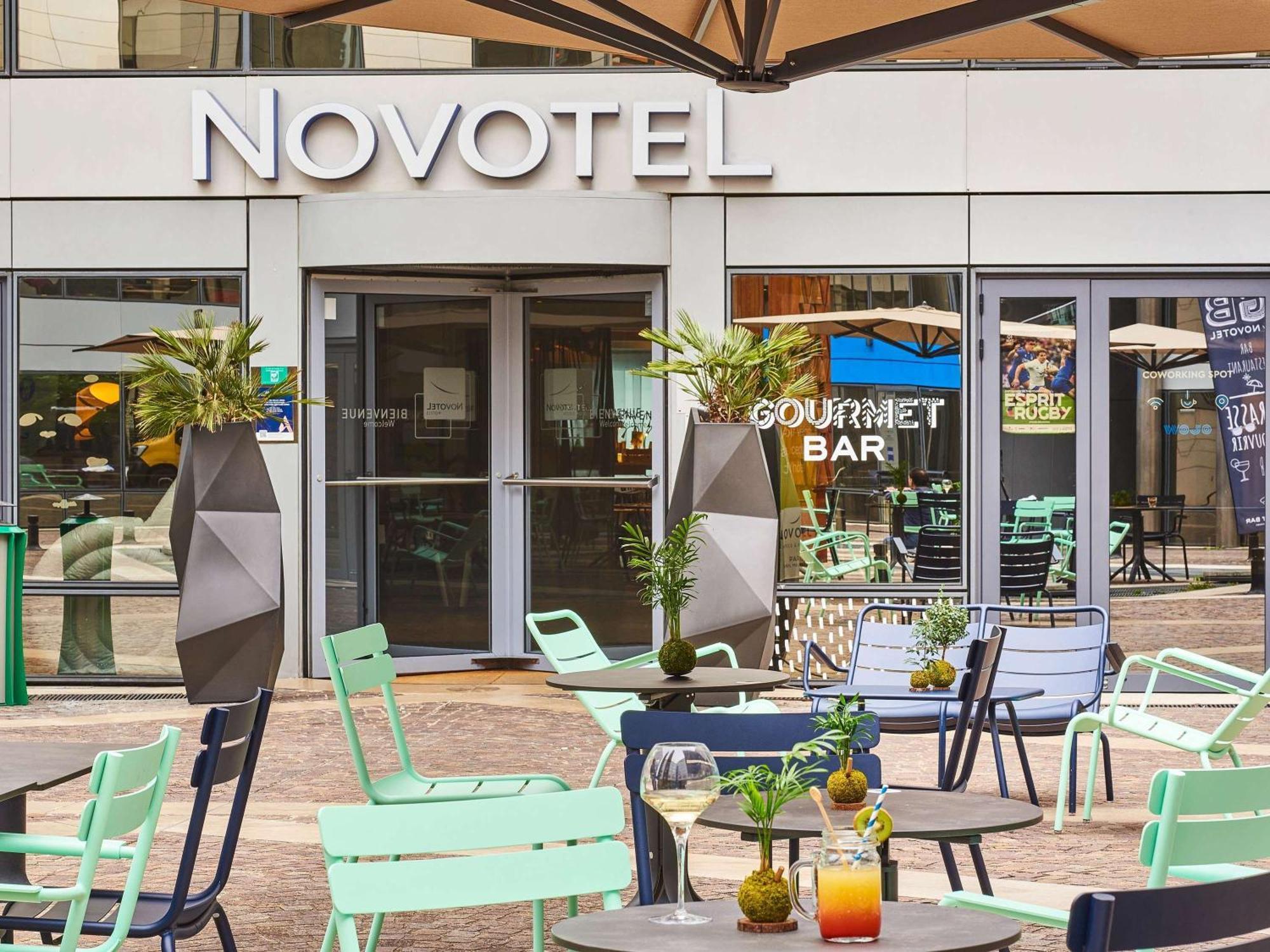 Novotel Paris Rueil Malmaison מראה חיצוני תמונה